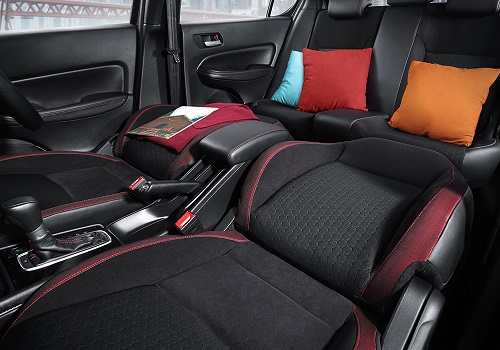 Interior City Hatchback RS 2022 (1)